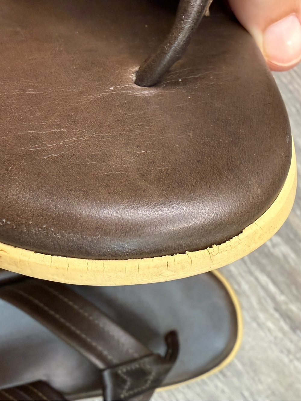 Island Slipper Classic Leather Flip Flop Sandals M6/W7 - Picture 9 of 9